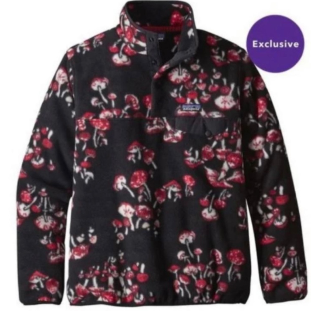 Patagonia Red and Black Forest Mushroom Snap-T Fleece Synchilla